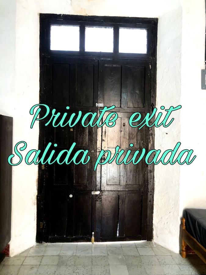 Hostel Casa Quetzal Кампече Экстерьер фото